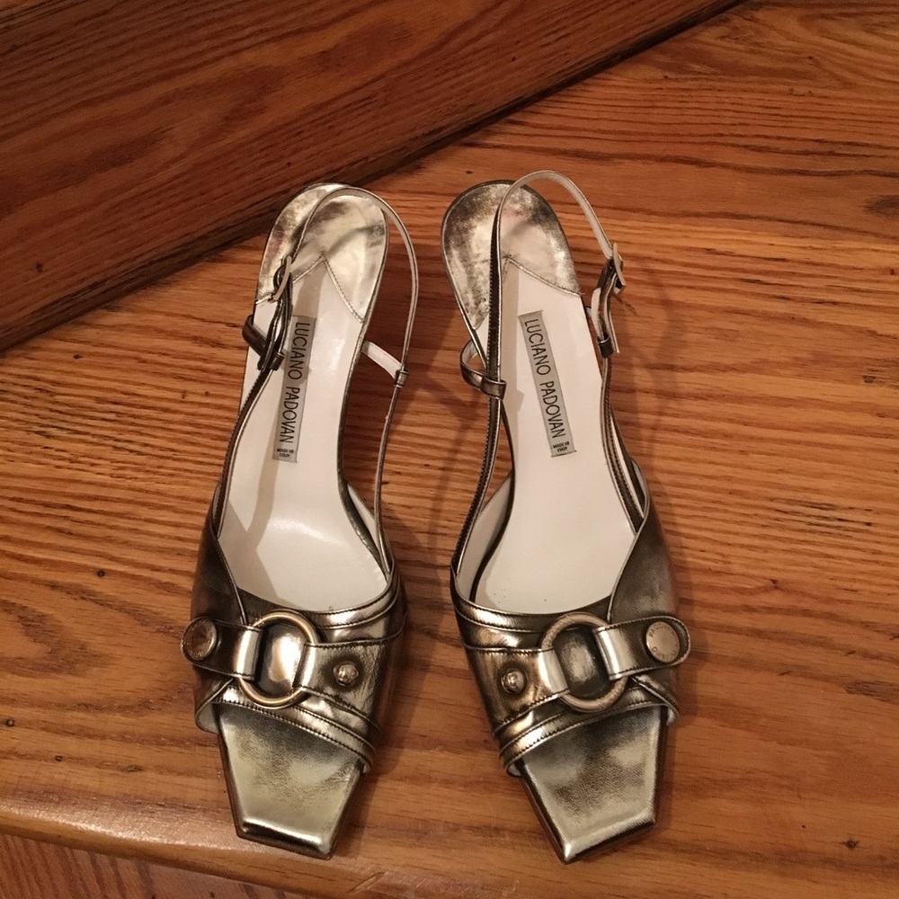 Luciano Padovan sling back kitten heel shoes